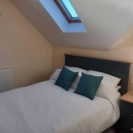 Roomy Penthouse 2 Double Bed Apartment - Spacious - Central Beeston - Free Secure Parking - Nottingham Buitenkant foto